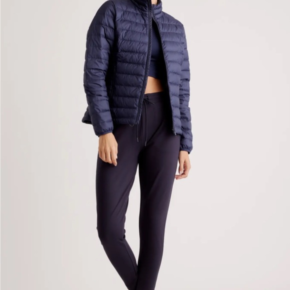 Quince NWT Lightweight Down Puffer Jacket - Picture 2 of 4